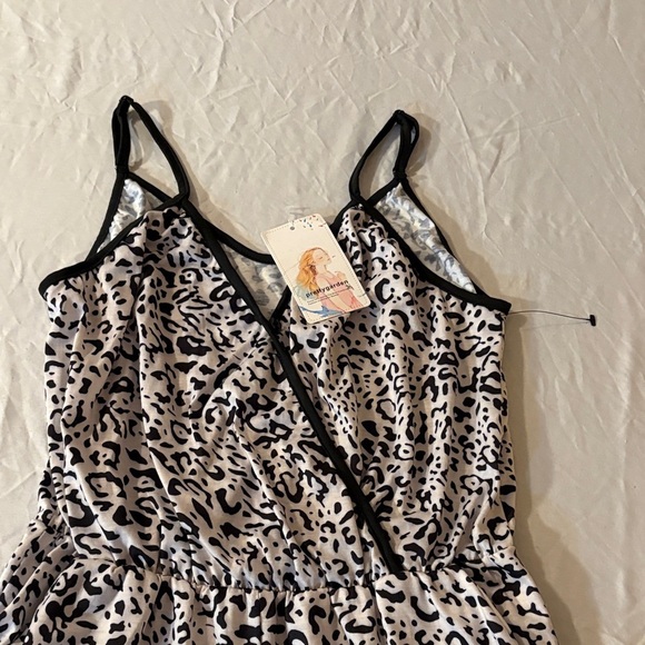 Chic Animal Print Jumpsuit - Picture 12 of 14